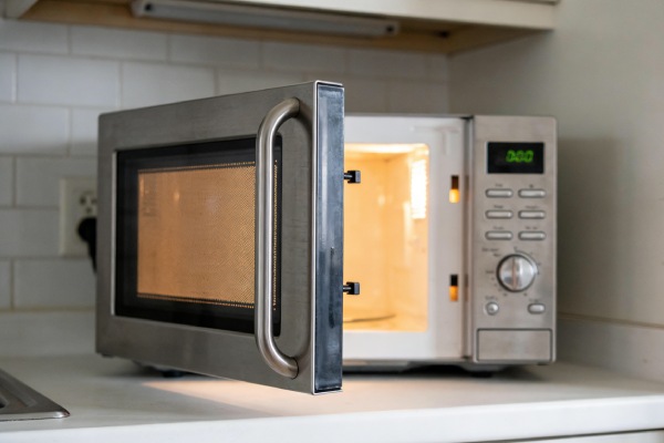 Microwave Oven